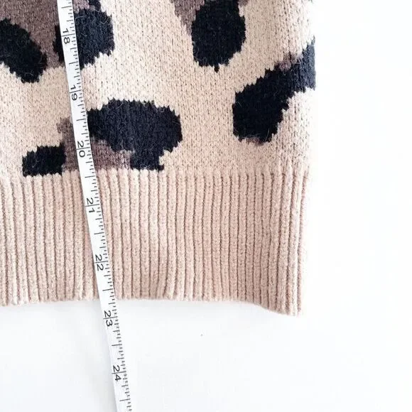 Adora // leopard sweater // Size large // EUC - Picture 6 of 11